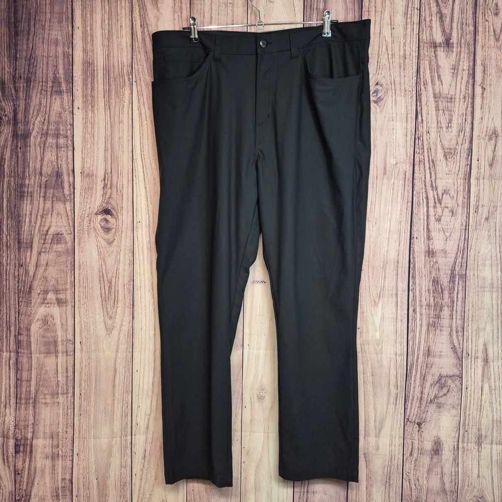 New Balance Mens 38x30 Performance Tech Pants Black Golf Travel RN130893 - Picture 1 of 11